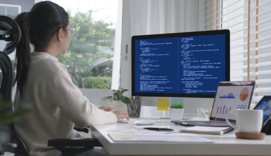 颍东区企业数字化解决方案：机器学习赋能商业模式升级的核心路径